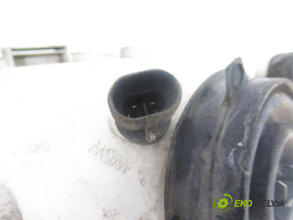 OPEL ASTRA F (T92) HB 1998 55,00 1.6 - 16 LZ2 1598,00 světlo LP 