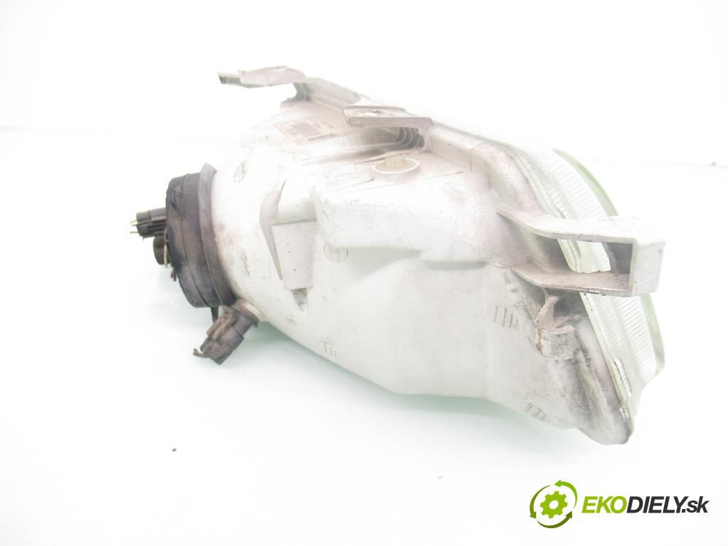 OPEL ASTRA F (T92) HB 1998 55,00 1.6 - 16 LZ2 1598,00 Svetlo LP