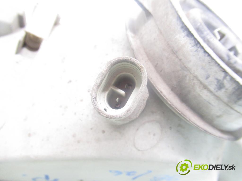 OPEL ASTRA F (T92) HB 1998 55,00 1.6 - 16 LZ2 1598,00 Svetlo PP