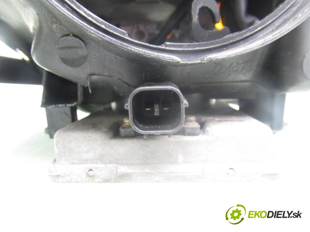 HONDA ACCORD VII (CL, CN) SEDAN 2005 140,00 2.4 (CL9) - K24A3 2354,00 světlo LP W3T10471