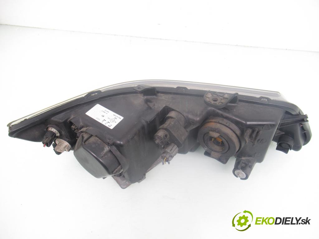 HONDA ACCORD VII (CL, CN) SEDAN 2005 140,00 2.4 (CL9) - K24A3 2354,00 světlo LP W3T10471