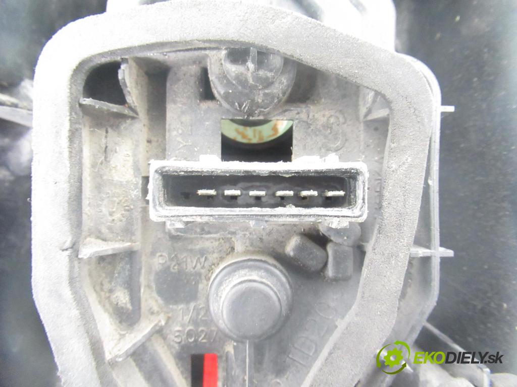 CITROEN BERLINGO FIRST Skrzynia (M_) FURGON 2005 66,00 2.0 HDI 90 - RHY (DW10TD) 1997,00 světlo levé zadní 