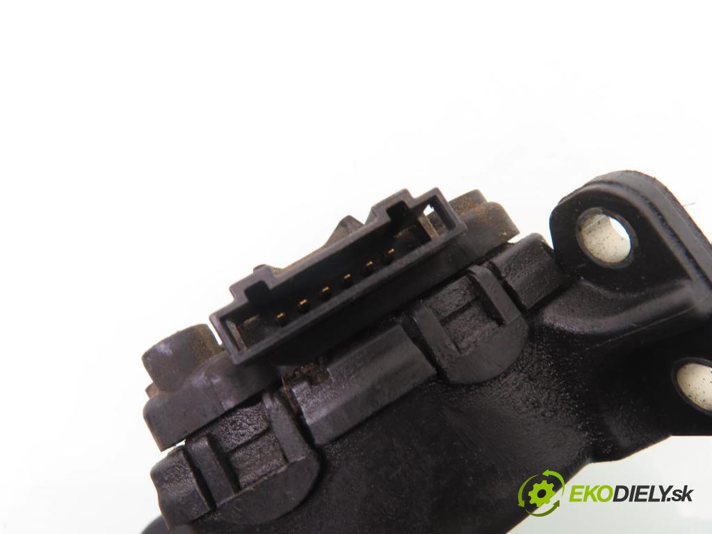 VW TRANSPORTER V Skrzynia (7HA, 7HH, 7EA, 7EH) FURGON 2007 75,00 1.9 TDI - BRS 1896,00 Potenciometer plynu 7H1721503D ; 6PV00849503 (Potenciometer plynového pedálu)