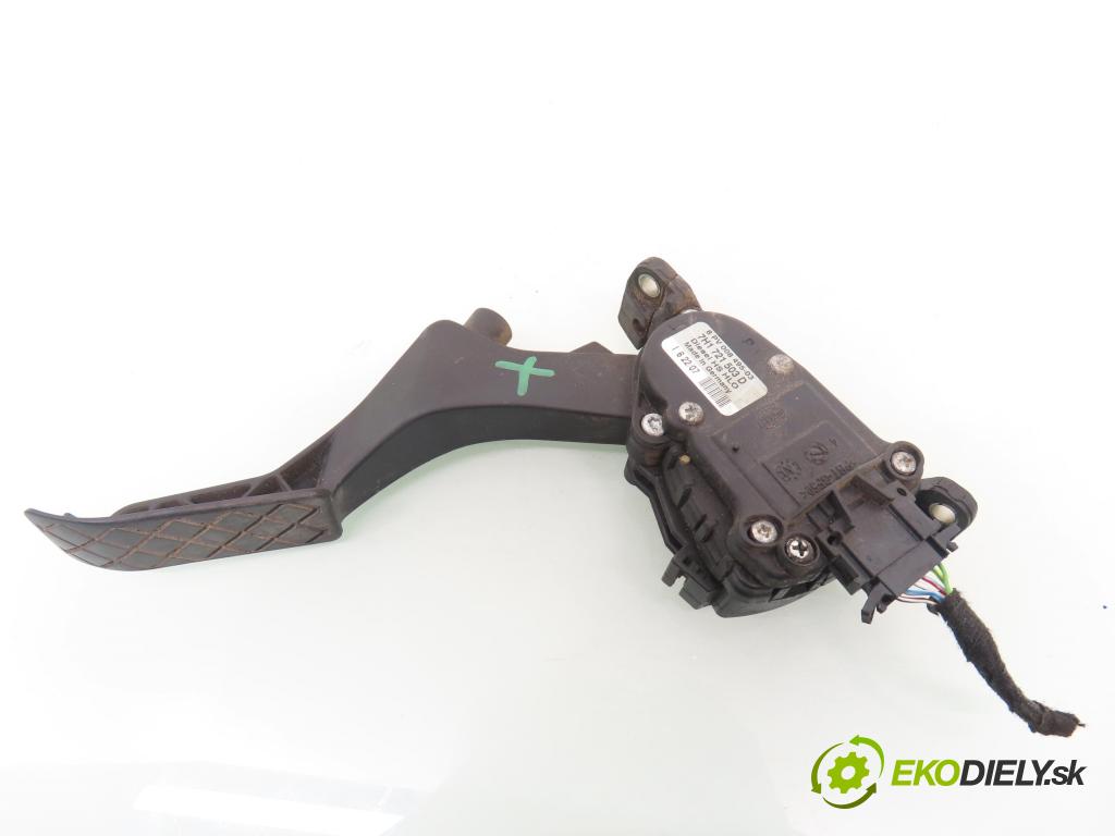 VW TRANSPORTER V Skrzynia (7HA, 7HH, 7EA, 7EH) FURGON 2007 75,00 1.9 TDI - BRS 1896,00 Potenciometer plynu 7H1721503D ; 6PV00849503 (Potenciometer plynového pedálu)