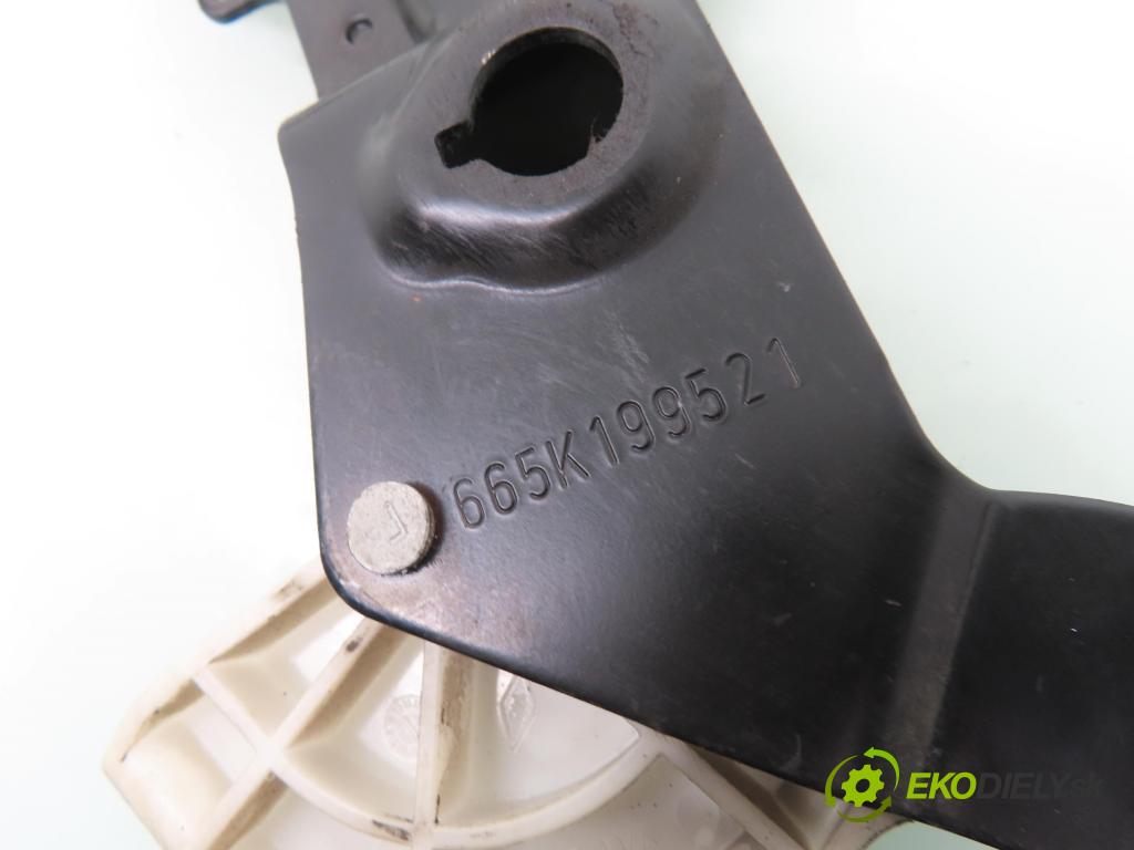RENAULT LAGUNA I (B56_, 556_) LIFTBACK 1995 61,00 2.2 D (B56F/2) - G8T 706 2188,00 PEDAL spojky 665K199521