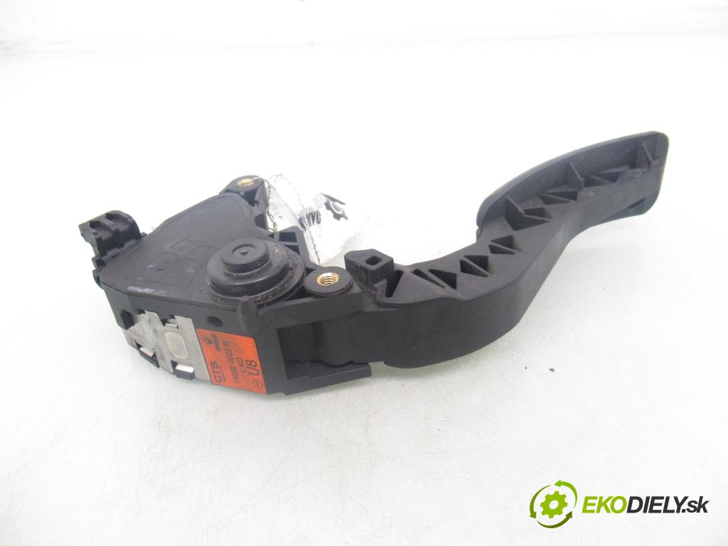 RENAULT MEGANE III liftback (BZ0/1_) HB 2012 85,00 1.2 TCe - H5F 400 1197,00 Potenciometer plynu 180020022R (Potenciometer plynového pedálu)