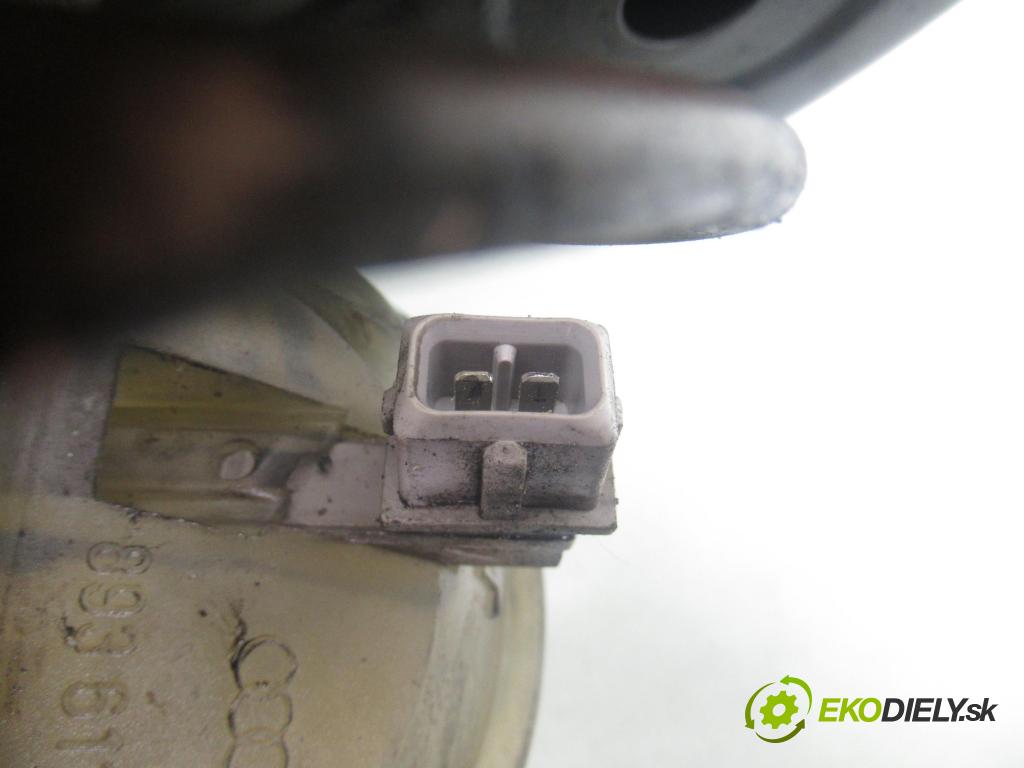 AUDI 80 (8C, B4) SEDAN 1992 85,00 2.0 E 115 - ABK 1984,00 posilovač 8A0612105C ; 893611307A (Servočerpadlo)