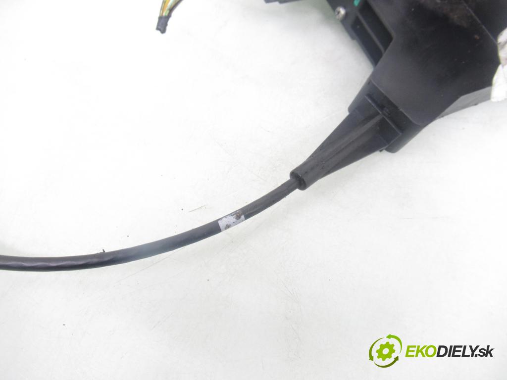 FORD FIESTA V (JH_, JD_) HB 2005 59,00 1.4 16V - FXJA 1388,00 zámok PPE 2S6AA21812BK