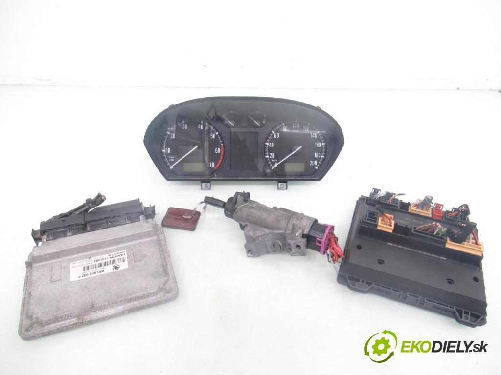 SKODA FABIA I (6Y2) HB 2003 40,00 1.2 6V 54 - AWY 1198,00 spínačka / imobilizéra IMMO / řídící jednotka 03D906032F ; 5WP4012207 ; 6Q2937049C