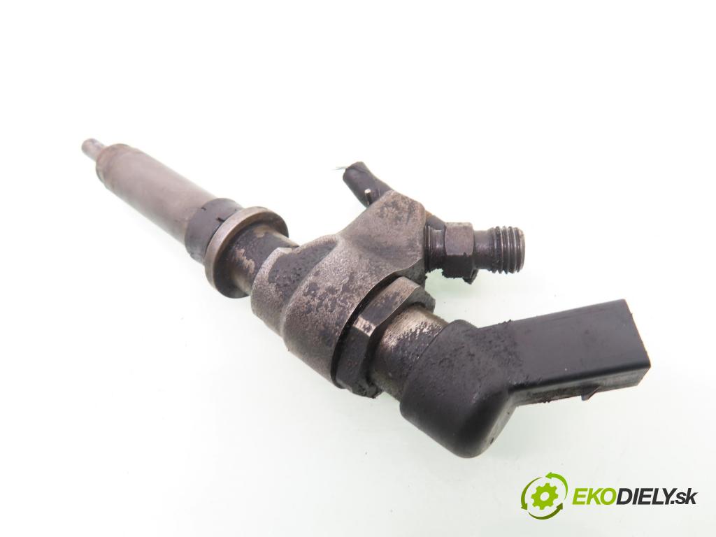 CITROEN BERLINGO FIRST Skrzynia (M_) FURGON 2005 66,00 2.0 HDI 90 - RHY (DW10TD) 1997,00 vstrekovač 9652173780 (Vstrekovač paliva)