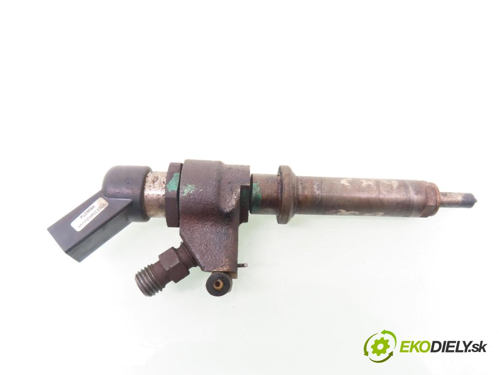 CITROEN BERLINGO FIRST Skrzynia (M_) FURGON 2005 66,00 2.0 HDI 90 - RHY (DW10TD) 1997,00 vstrekovač 9652173780 (Vstrekovač paliva)