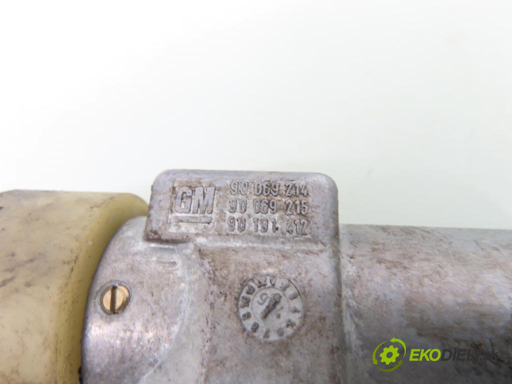 OPEL ASTRA F (T92) HB 1995 60,00 1.7 TDS - 17 DT (TC4EE1) 1686,00 spinačka 90069214 ; 90069215 ; 90191412 (Spínacia skrinka)