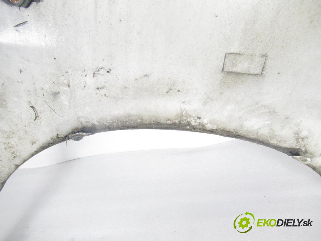 HYUNDAI H100 Skrzynia FURGON 2005 59,00 2.5 TDiC 80 - D4BF 2476,00 blatník LP