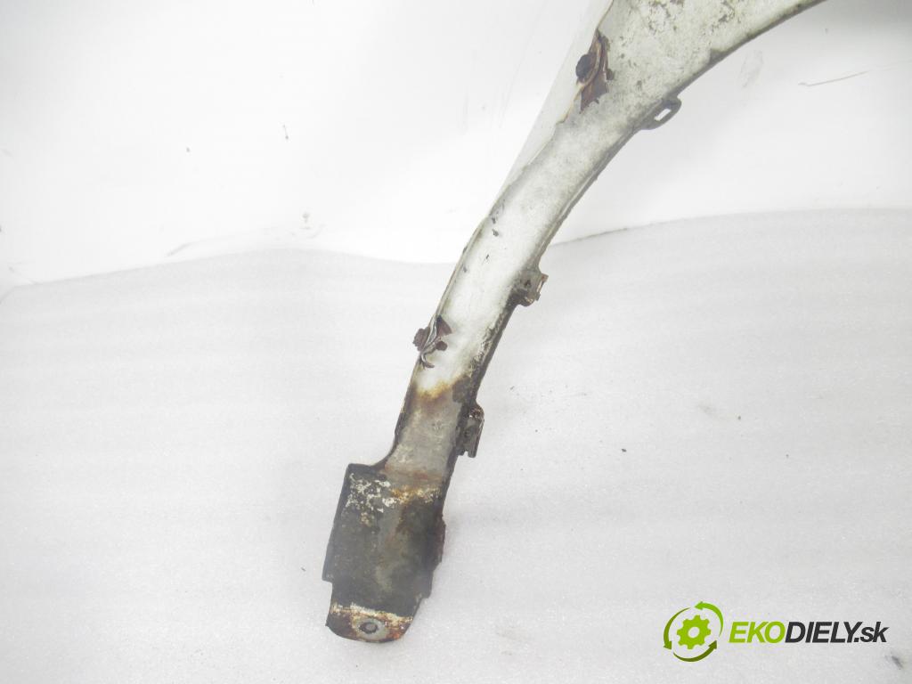 HYUNDAI H100 Skrzynia FURGON 2005 59,00 2.5 TDiC 80 - D4BF 2476,00 blatník LP