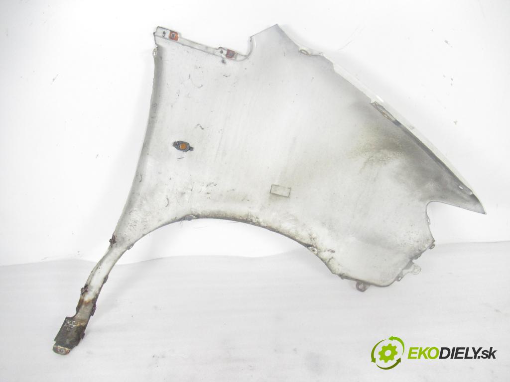 HYUNDAI H100 Skrzynia FURGON 2005 59,00 2.5 TDiC 80 - D4BF 2476,00 blatník LP