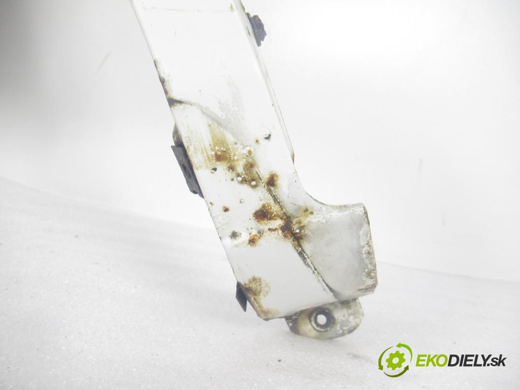 HYUNDAI H100 Skrzynia FURGON 2005 59,00 2.5 TDiC 80 - D4BF 2476,00 blatník LP