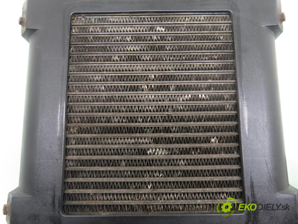 HYUNDAI H100 Skrzynia FURGON 2005 59,00 2.5 TDiC 80 - D4BF 2476,00 chladič intercooler