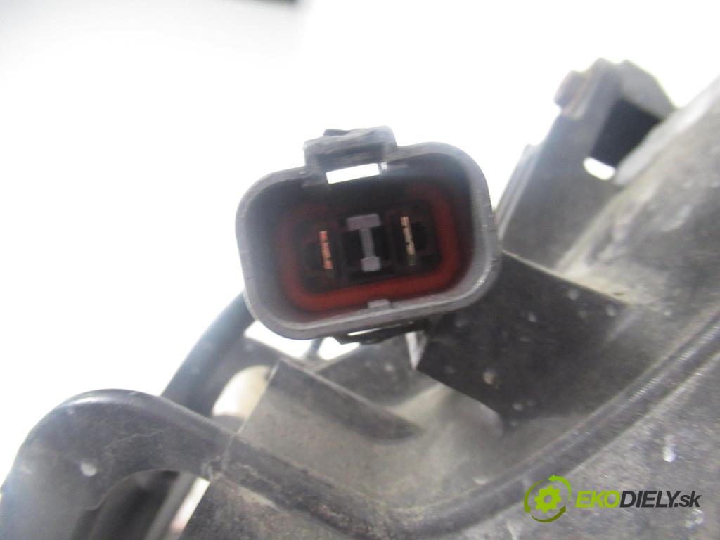 HONDA ACCORD VII (CL, CN) SEDAN 2005 140,00 2.4 (CL9) - K24A3 2354,00 chladič vody