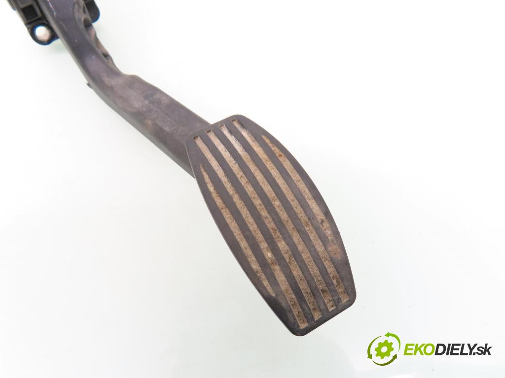 FIAT MULTIPLA (186_) MINIVAN 2004 85,00 1.9 JTD 115 - 186 A8.000 1910,00 Potenciometer plynu 0281002506 (Potenciometer plynového pedálu)