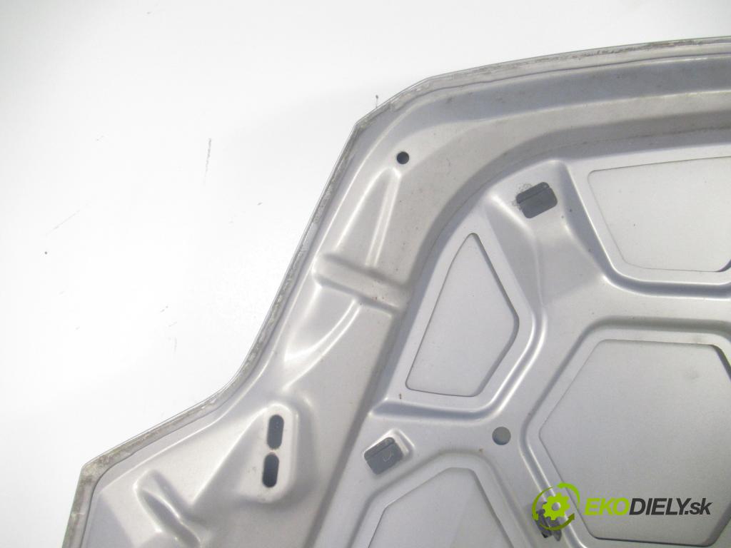 FORD MONDEO IV (BA7) LIFTBACK 2011 103,00 2.0 TDCi 140 - QXBA 1997,00 kapota  (Kapota)