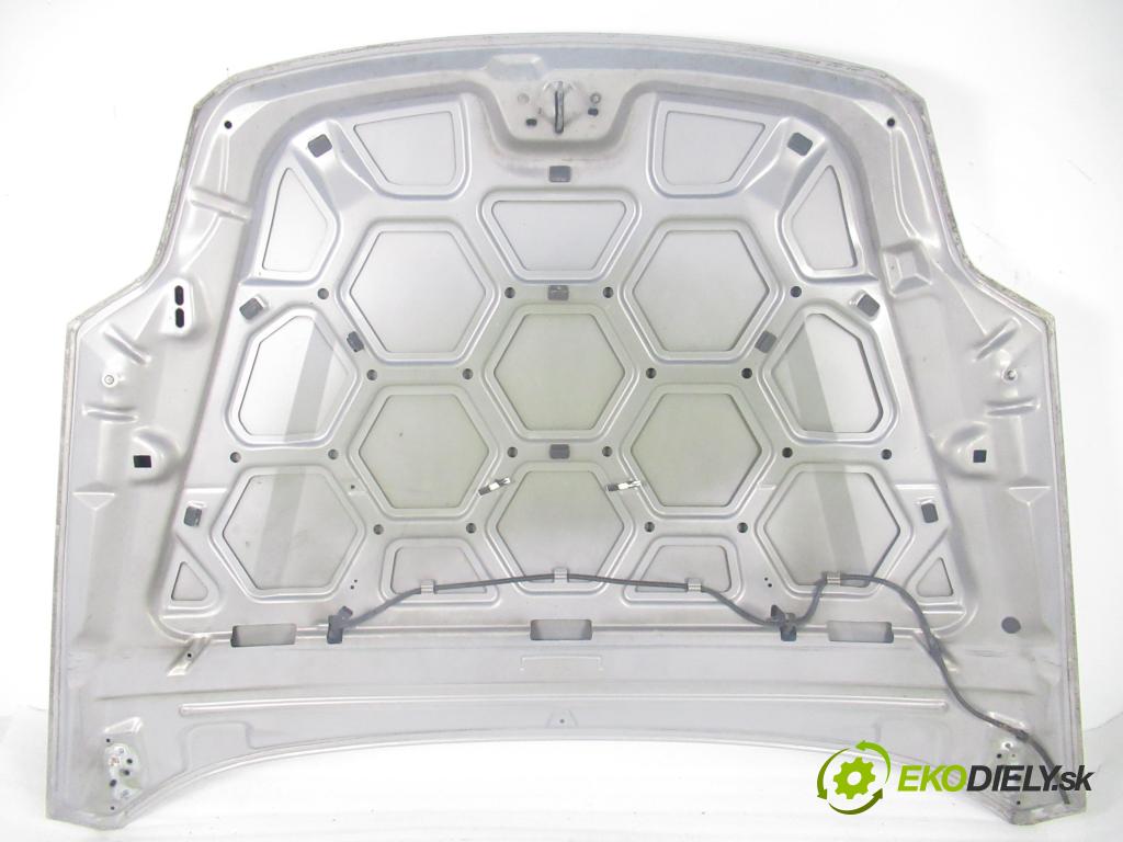 FORD MONDEO IV (BA7) LIFTBACK 2011 103,00 2.0 TDCi 140 - QXBA 1997,00 kapota  (Kapota)