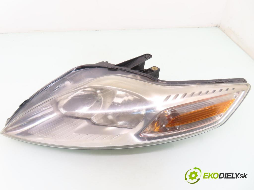 FORD MONDEO IV (BA7) LIFTBACK 2011 103,00 2.0 TDCi 140 - QXBA 1997,00 světlo LP 7S7113W030EB