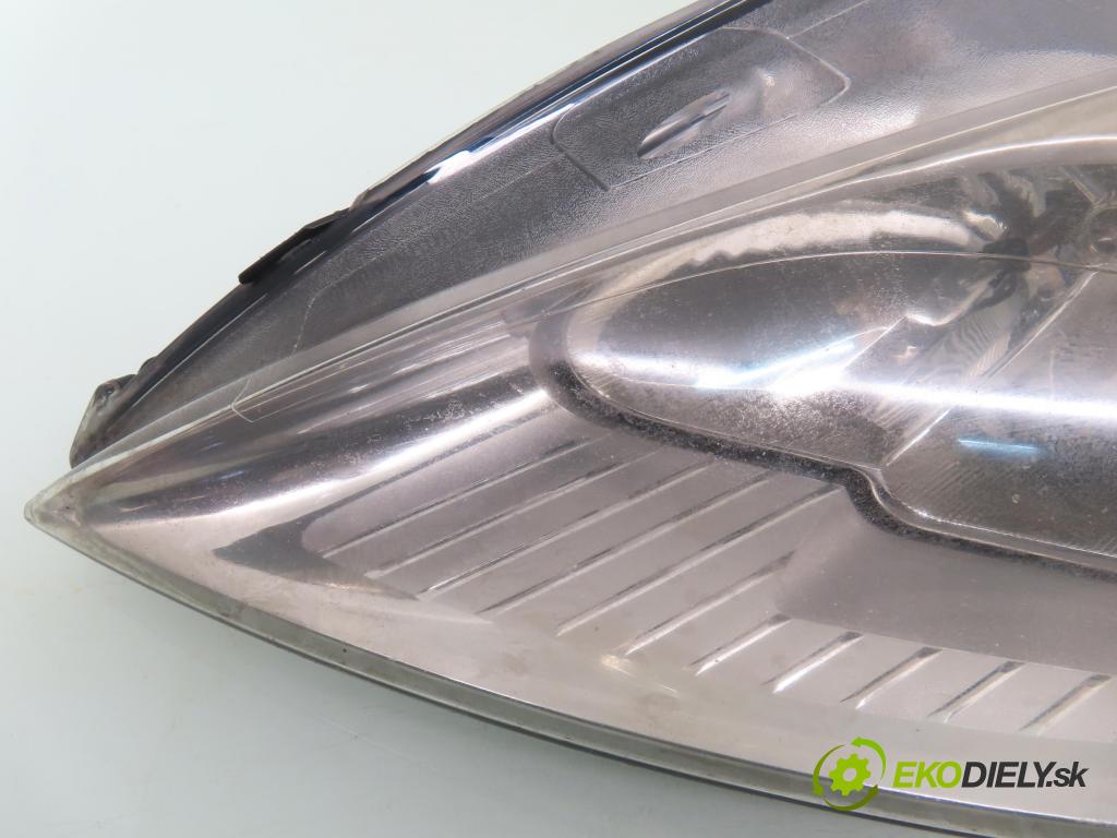 FORD MONDEO IV (BA7) LIFTBACK 2011 103,00 2.0 TDCi 140 - QXBA 1997,00 světlo LP 7S7113W030EB