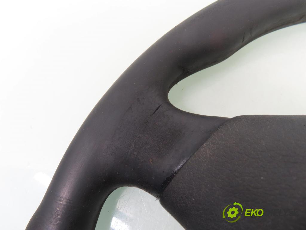 AUDI A4 (8D2, B5) SEDAN 1996 81,00 1.9 TDI 110 - AFN 1896,00 volant  (Volant)