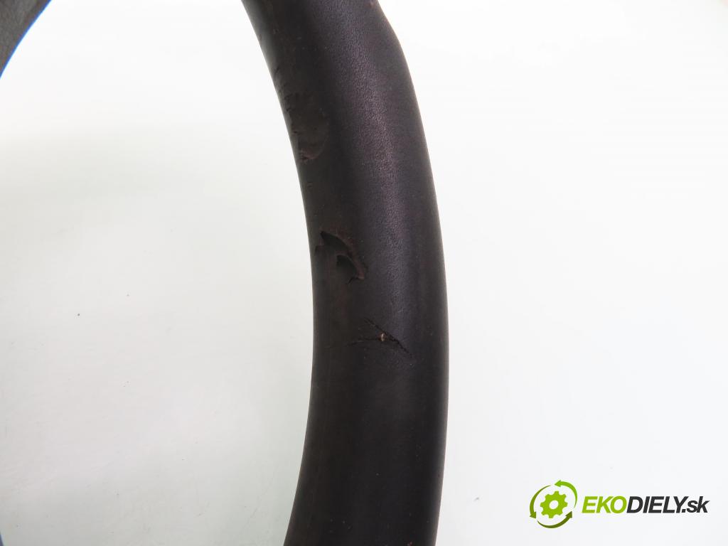 AUDI A4 (8D2, B5) SEDAN 1996 81,00 1.9 TDI 110 - AFN 1896,00 volant  (Volant)