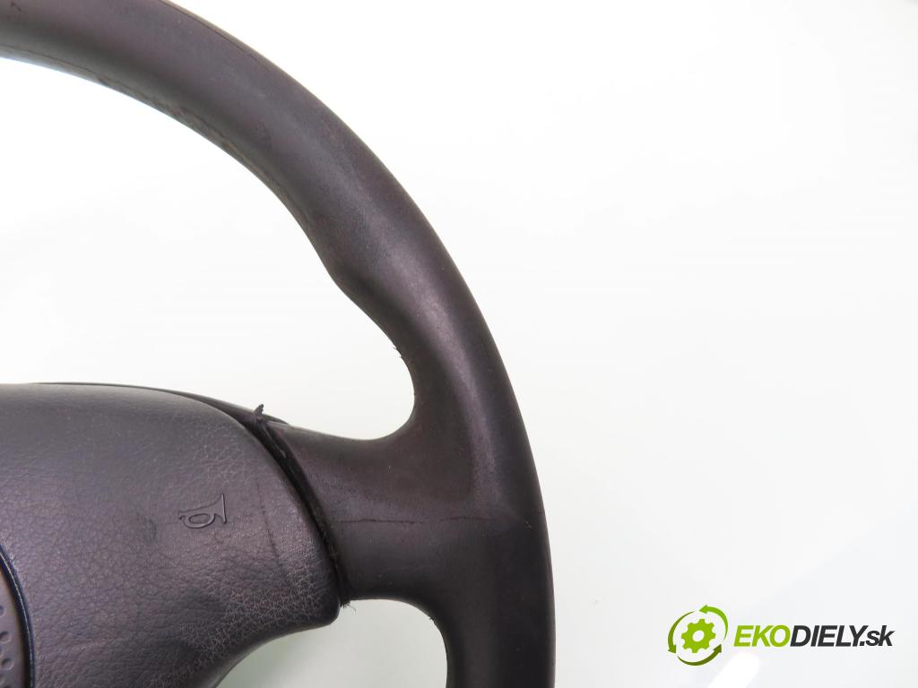 AUDI A4 (8D2, B5) SEDAN 1996 81,00 1.9 TDI 110 - AFN 1896,00 volant  (Volant)