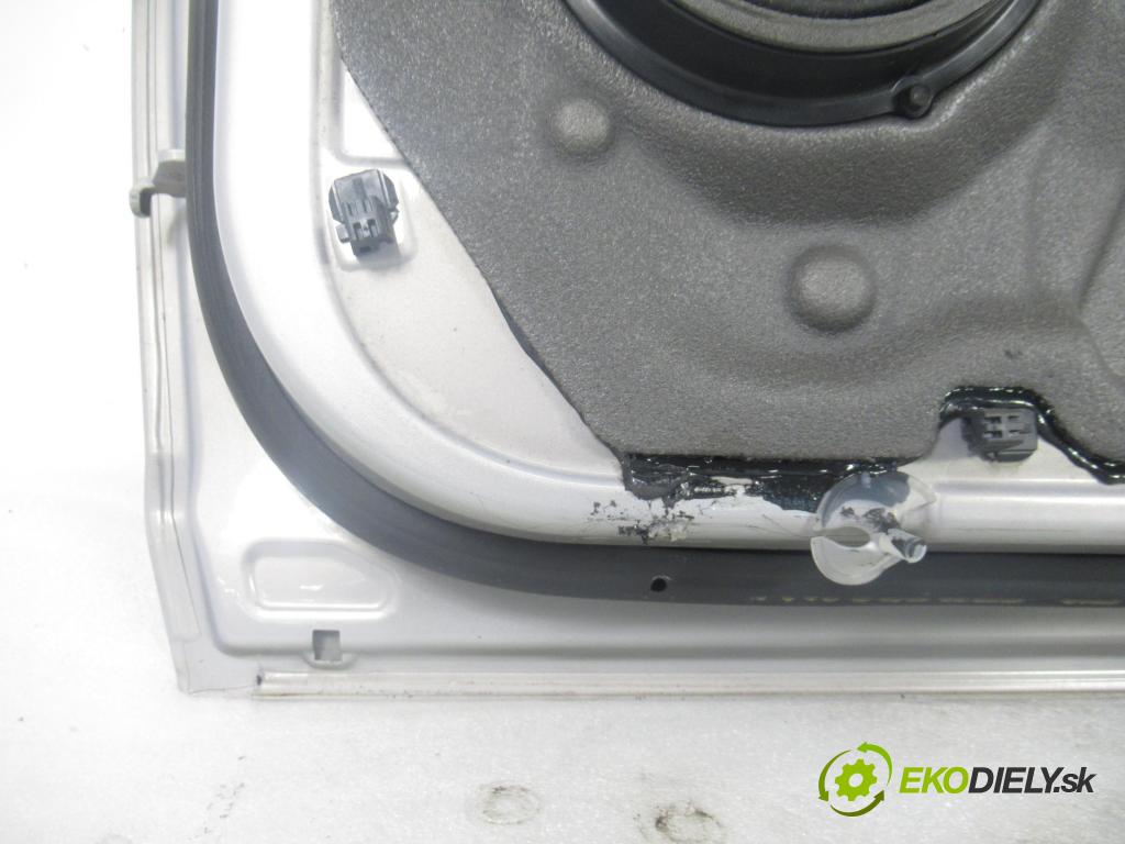 FORD MONDEO IV (BA7) LIFTBACK 2011 103,00 2.0 TDCi 140 - QXBA 1997,00 dveře PP