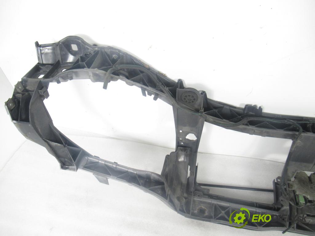 FORD MONDEO IV (BA7) LIFTBACK 2011 103,00 2.0 TDCi 140 - QXBA 1997,00 Držiak predný