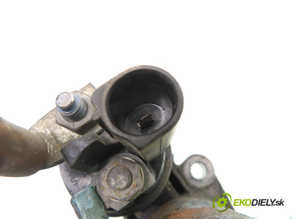 VW PASSAT B6 Variant (3C5) KOMBI 2005 103,00 2.0 TDI 16V - BKP 1968,00 Štartér  (Štartér)