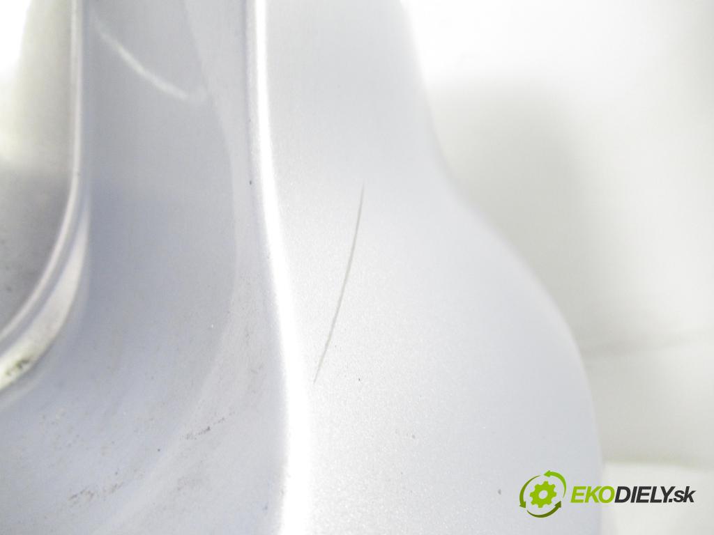 FORD MONDEO IV (BA7) LIFTBACK 2011 103,00 2.0 TDCi 140 - QXBA 1997,00 nárazník zadní část