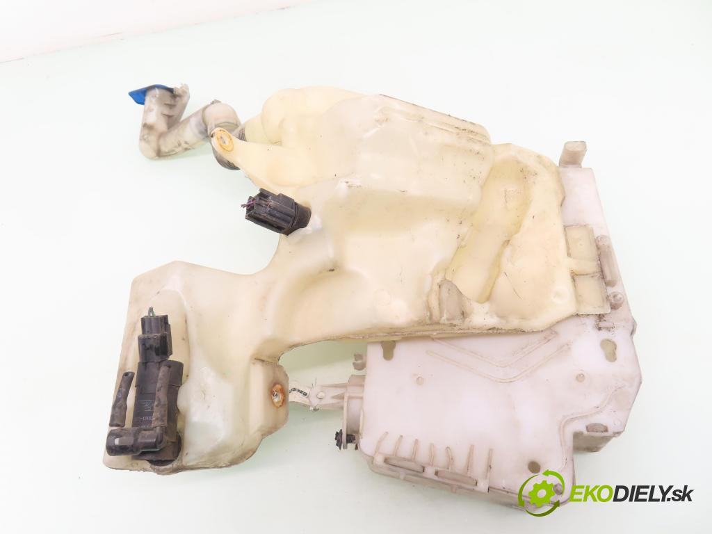 FORD MONDEO IV (BA7) LIFTBACK 2011 103,00 2.0 TDCi 140 - QXBA 1997,00 nádržka ostřikovačů AG9117B613DB ; AG9117B613CB (Klika dveří ostatní)