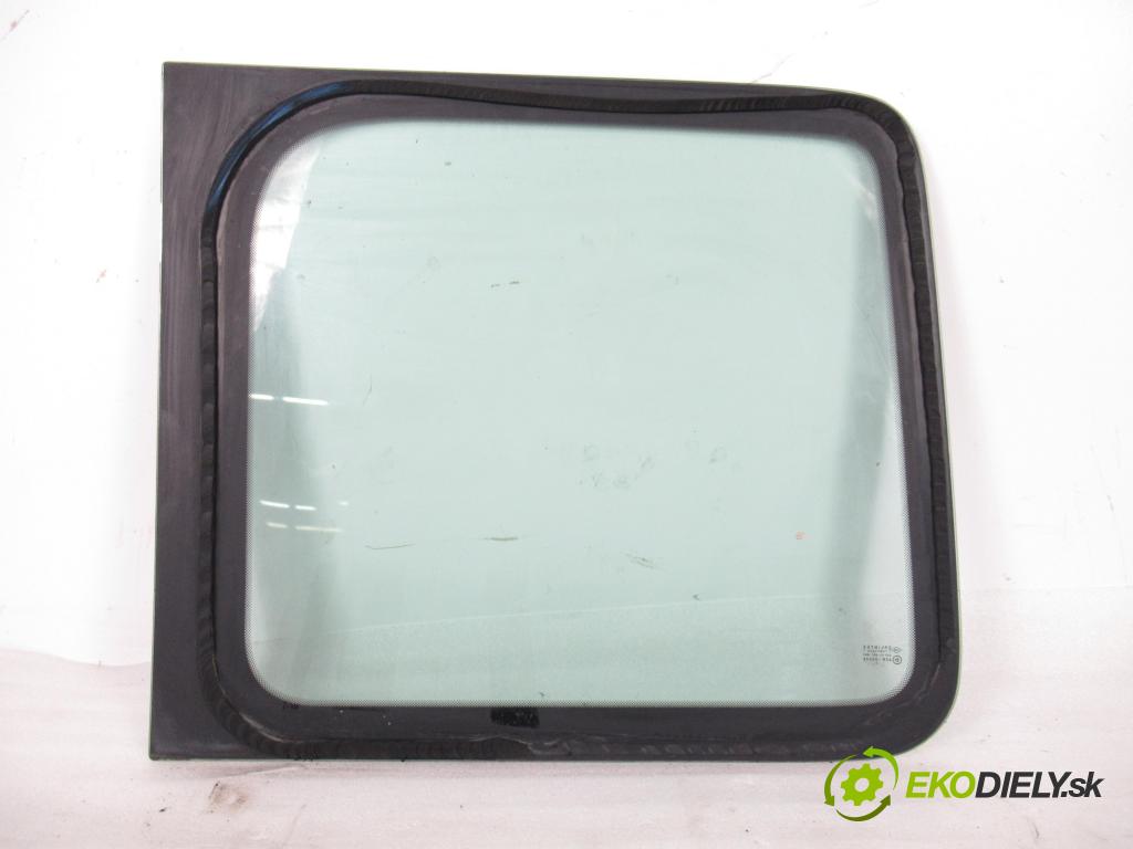RENAULT MASTER II Skrzynia (FD) FURGON 1999 59,00 2.5 D - S8U 770 2499,00 Okno dvierka ľavá strana