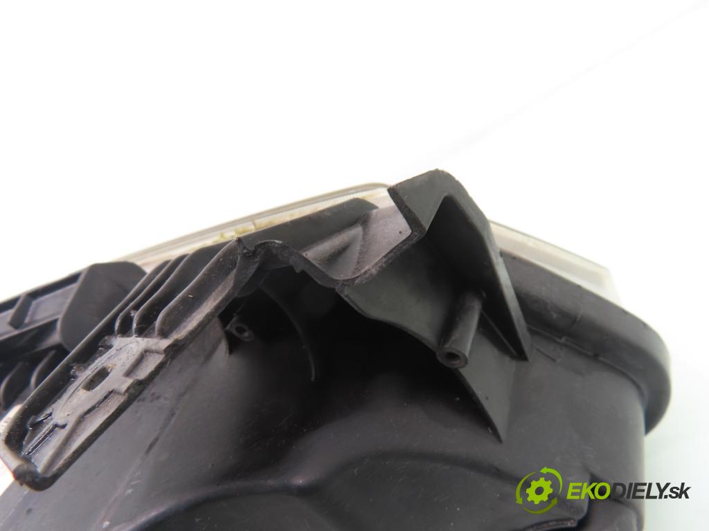 RENAULT LAGUNA II Grandtour (KG0/1_) KOMBI 2006 88,00 1.9 dCi (KG0G) - F9Q 670 1870,00 světlo LP 8200481196 ; 89900469