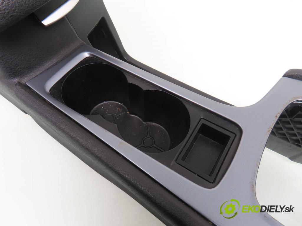 FORD MONDEO IV (BA7) LIFTBACK 2011 103,00 2.0 TDCi 140 - QXBA 1997,00 OPĚRADLO 7S71A042B60