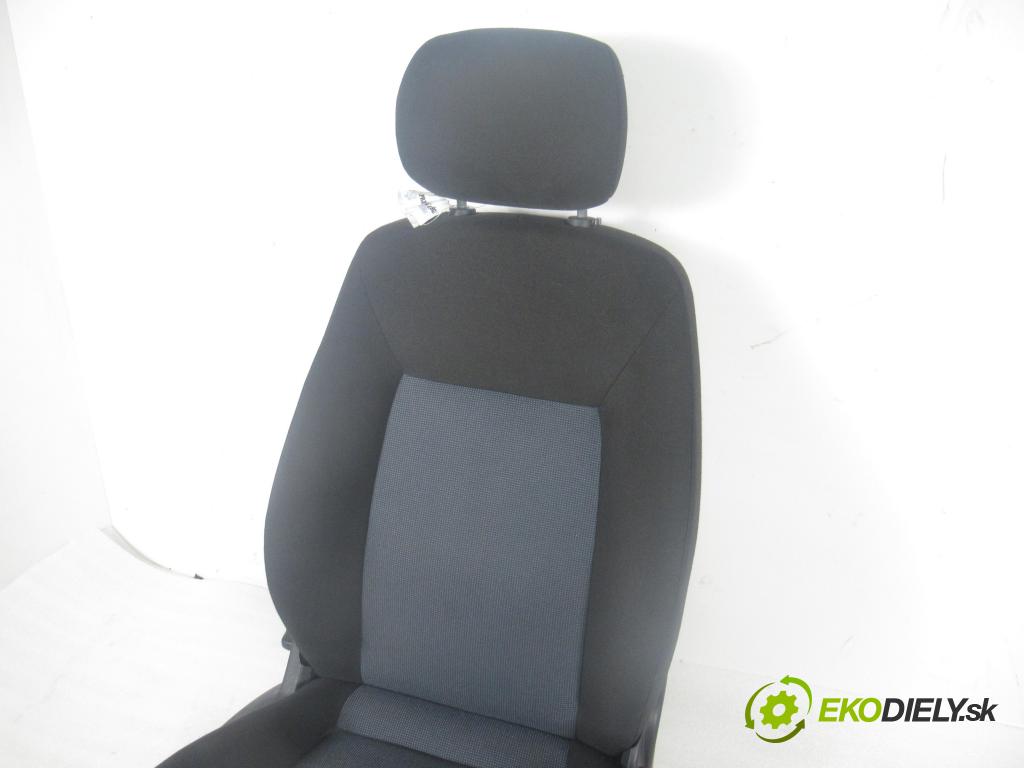 FORD MONDEO IV (BA7) LIFTBACK 2011 103,00 2.0 TDCi 140 - QXBA 1997,00 sedadlo CESTUJÍCÍ/PP