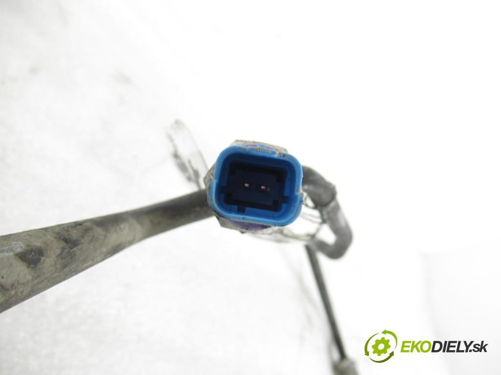 PEUGEOT 206 CC (2D) CABRIO 2002 80,00 1.6 16V - NFU 1587,00 trubka / Rúra servočerpadlo 963822480D