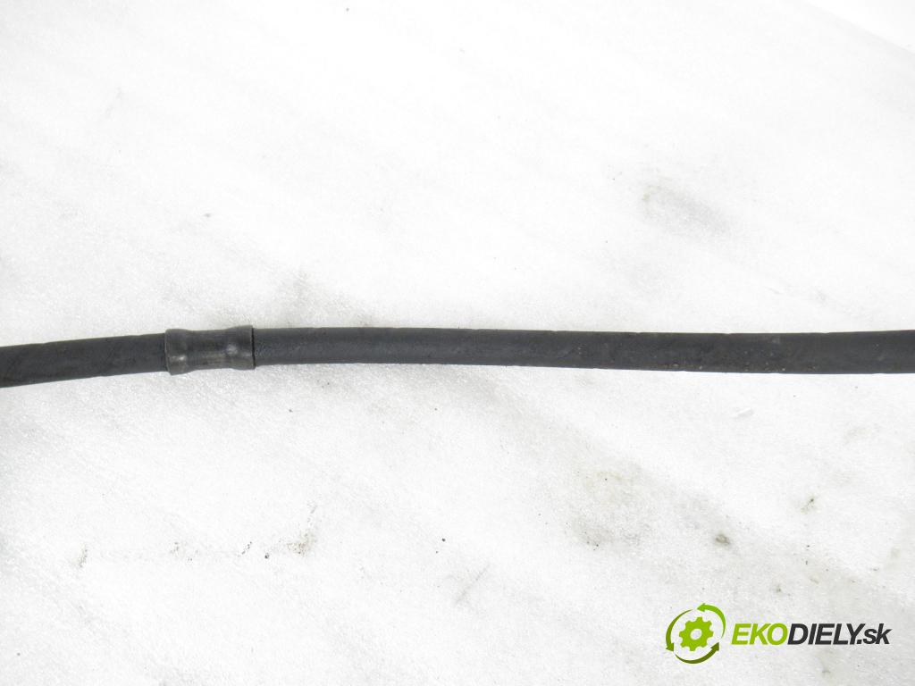 PEUGEOT PARTNER Skrzynia FURGON 2008 66,00 1.6 HDi 8V 90 1560,00 trubka / Rúra servočerpadlo