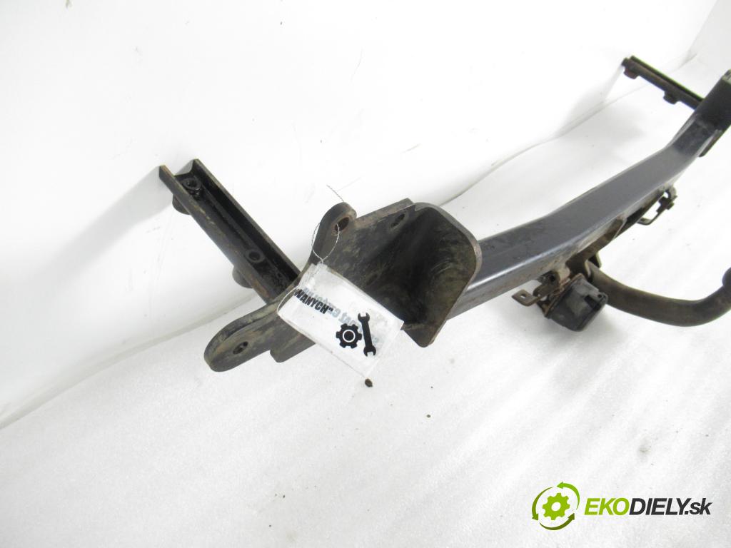 MAZDA PREMACY (CP) MINIVAN 2002 74,00 2.0 DITD 0,00 Hák