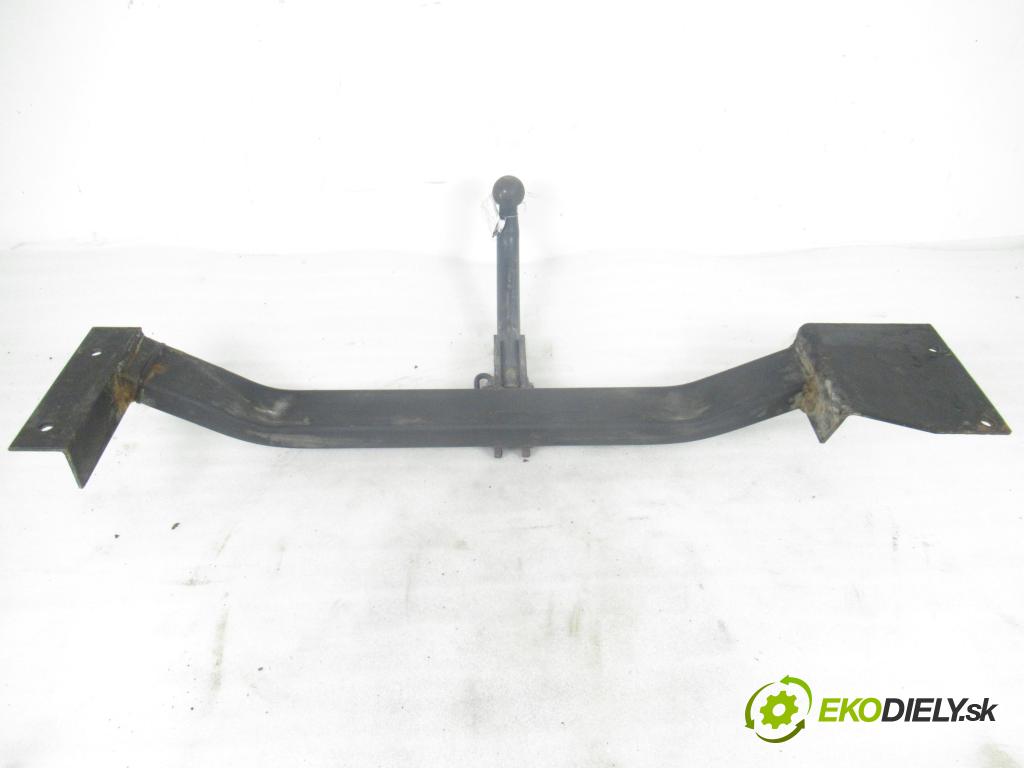 DAEWOO LANOS (KLAT) SEDAN 2001 55,00 1.3 - A14SMS 1349,00 Hák 