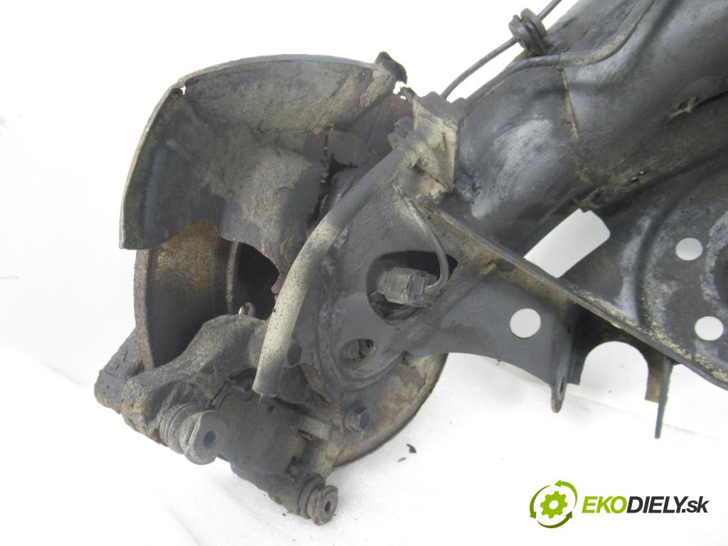 TOYOTA AURIS (_E15_) HB 2009 74,00 1.33 Dual-VVTi 101 - 1NR-FE 1329,00 Výstuha zadná ABS