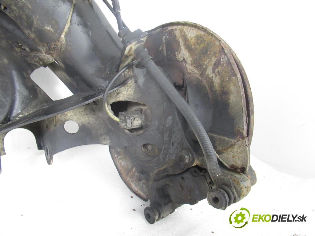 TOYOTA AURIS (_E15_) HB 2009 74,00 1.33 Dual-VVTi 101 - 1NR-FE 1329,00 Výstuha zadná ABS