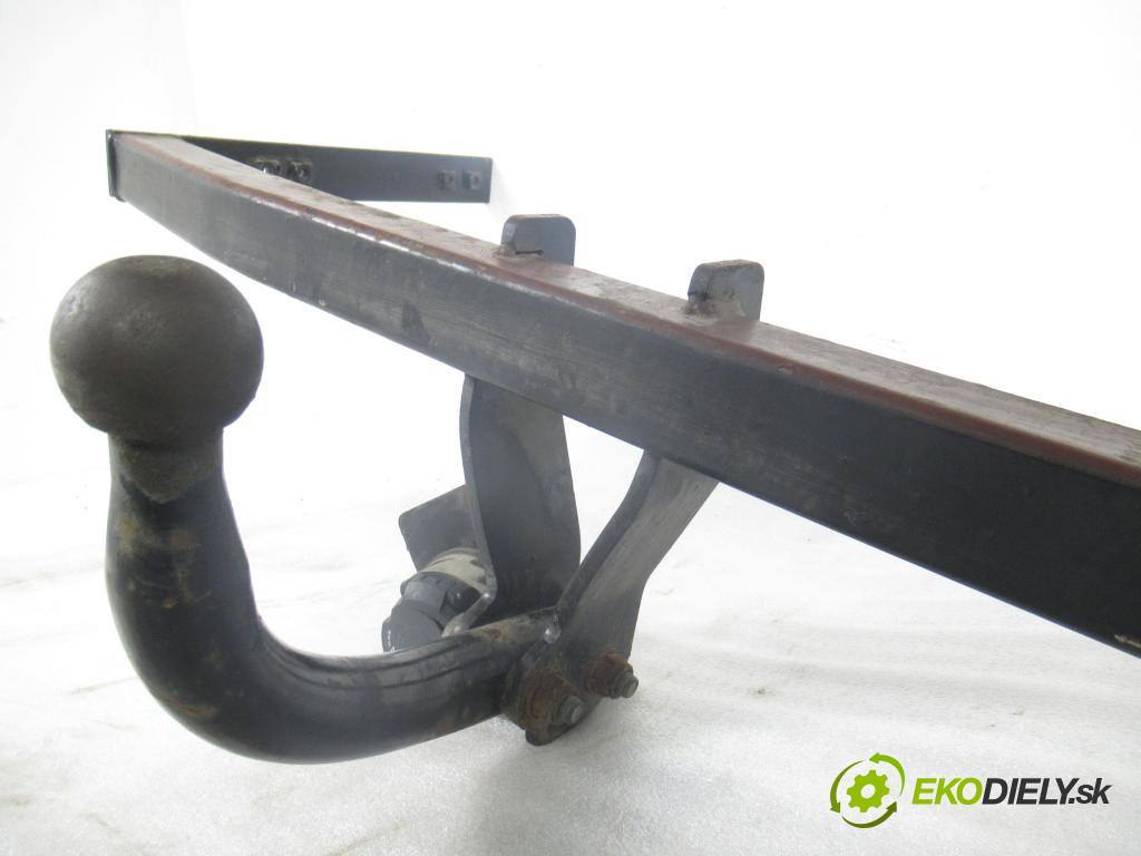 VW GOLF IV (1J1) HB 1999 74,00 1.6 - AEH 1595,00 Hák