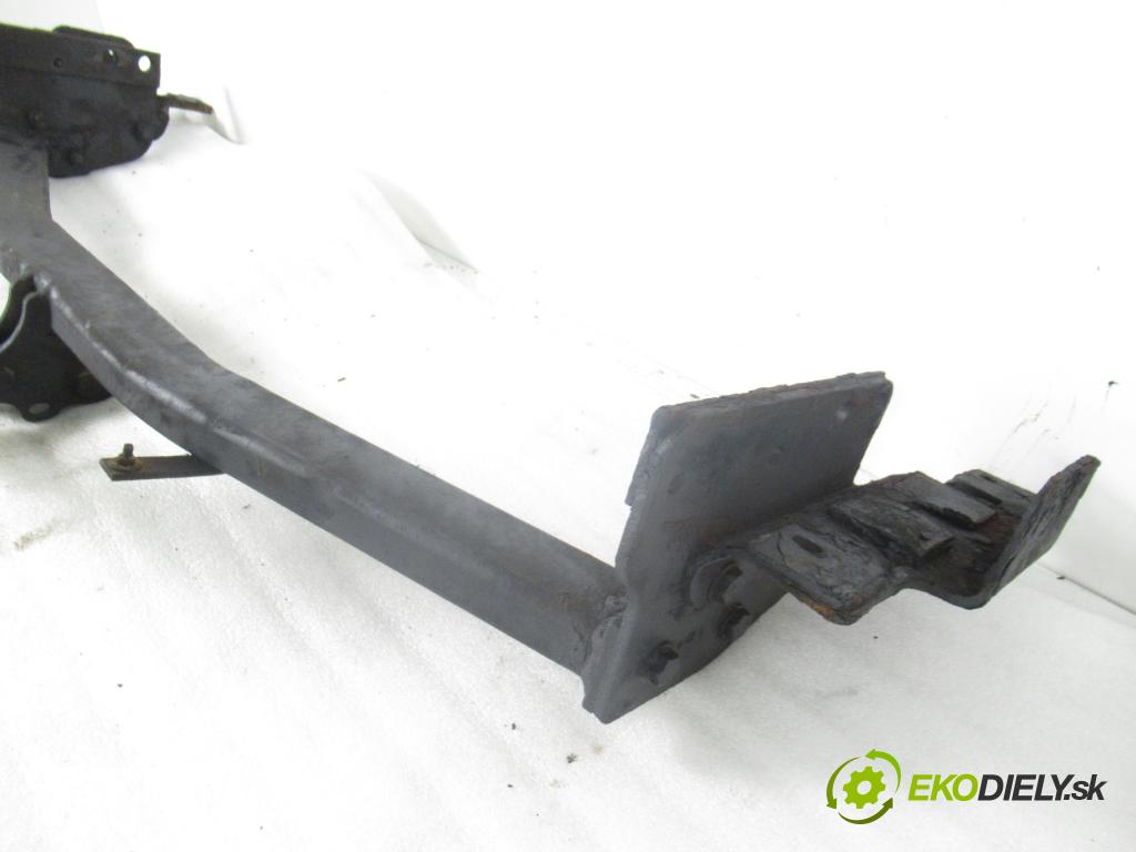 MAZDA MPV II (LW) MINIVAN 2001 90,00 2 - FS-DS 1991,00 Hák