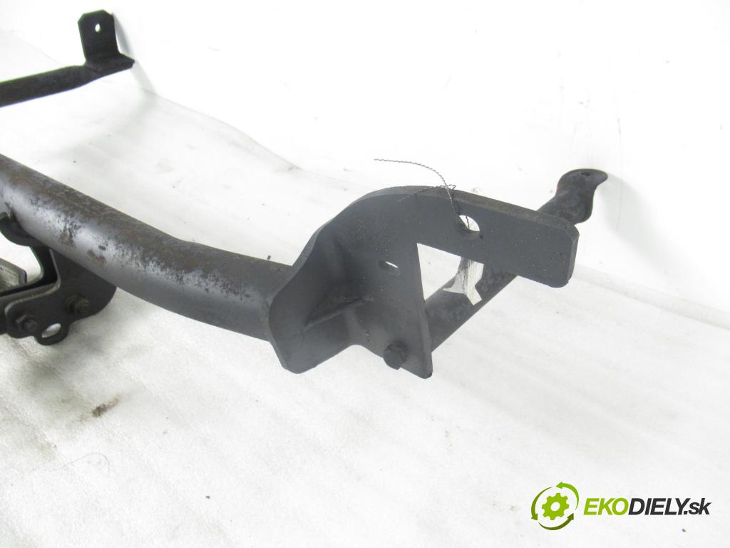 AUDI 80 (8C, B4) SEDAN 1992 66,00 2.0 90 - ABT 1984,00 Hák