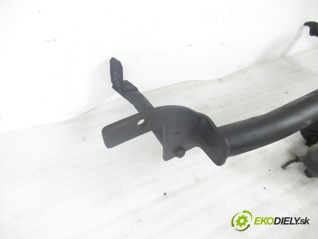 AUDI 80 (8C, B4) SEDAN 1992 66,00 2.0 90 - ABT 1984,00 Hák