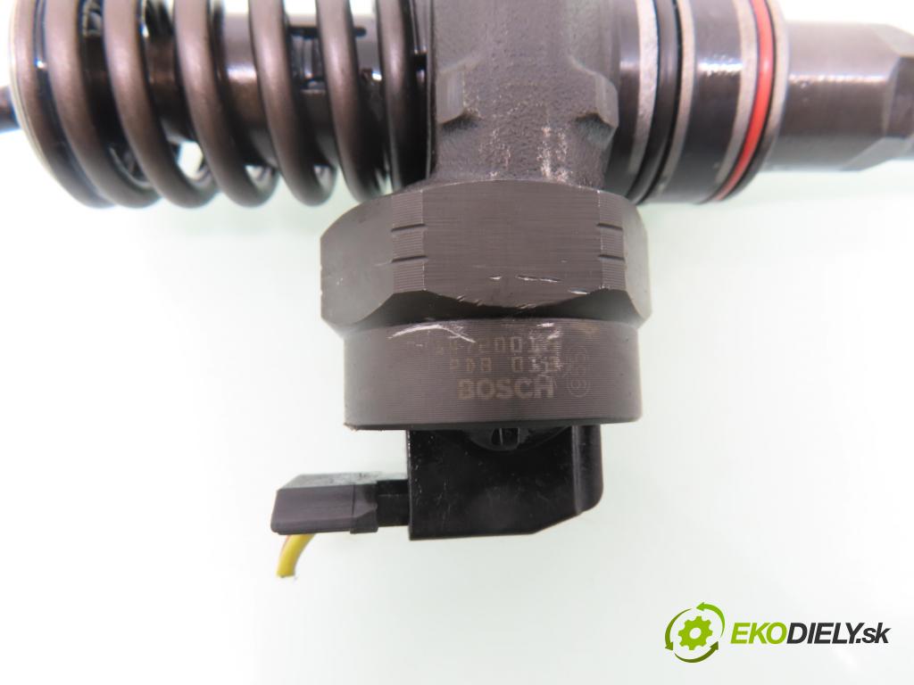 SKODA FABIA I Combi (6Y5) KOMBI 2003 74,00 1.9 TDI - ATD 1896,00 Vstrekovač 038130073J ; 0414720015 (Vstrekovač paliva)